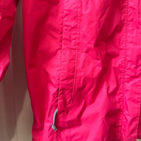 The North Face Women’s Hot Pink Rain Jacket Medium - Picture 5 of 6